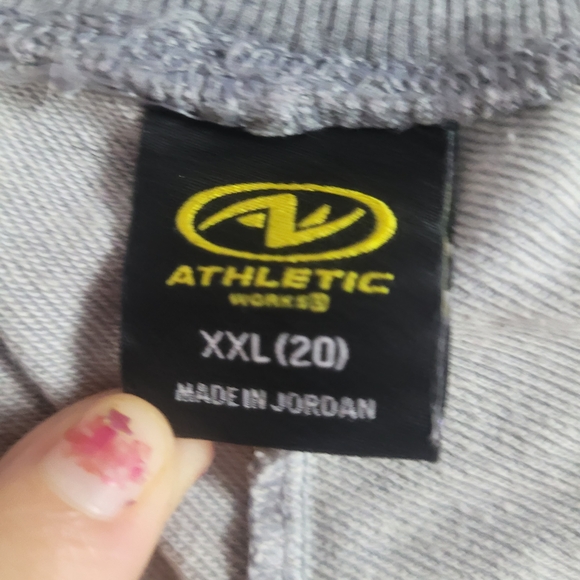 Athletic Works Women's Light Gray Shorts - Picture 5 of 7